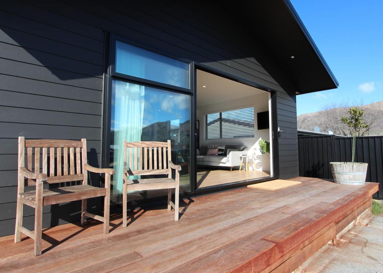 Villa 3 - Sunny Brand New House à Wanaka Extérieur photo