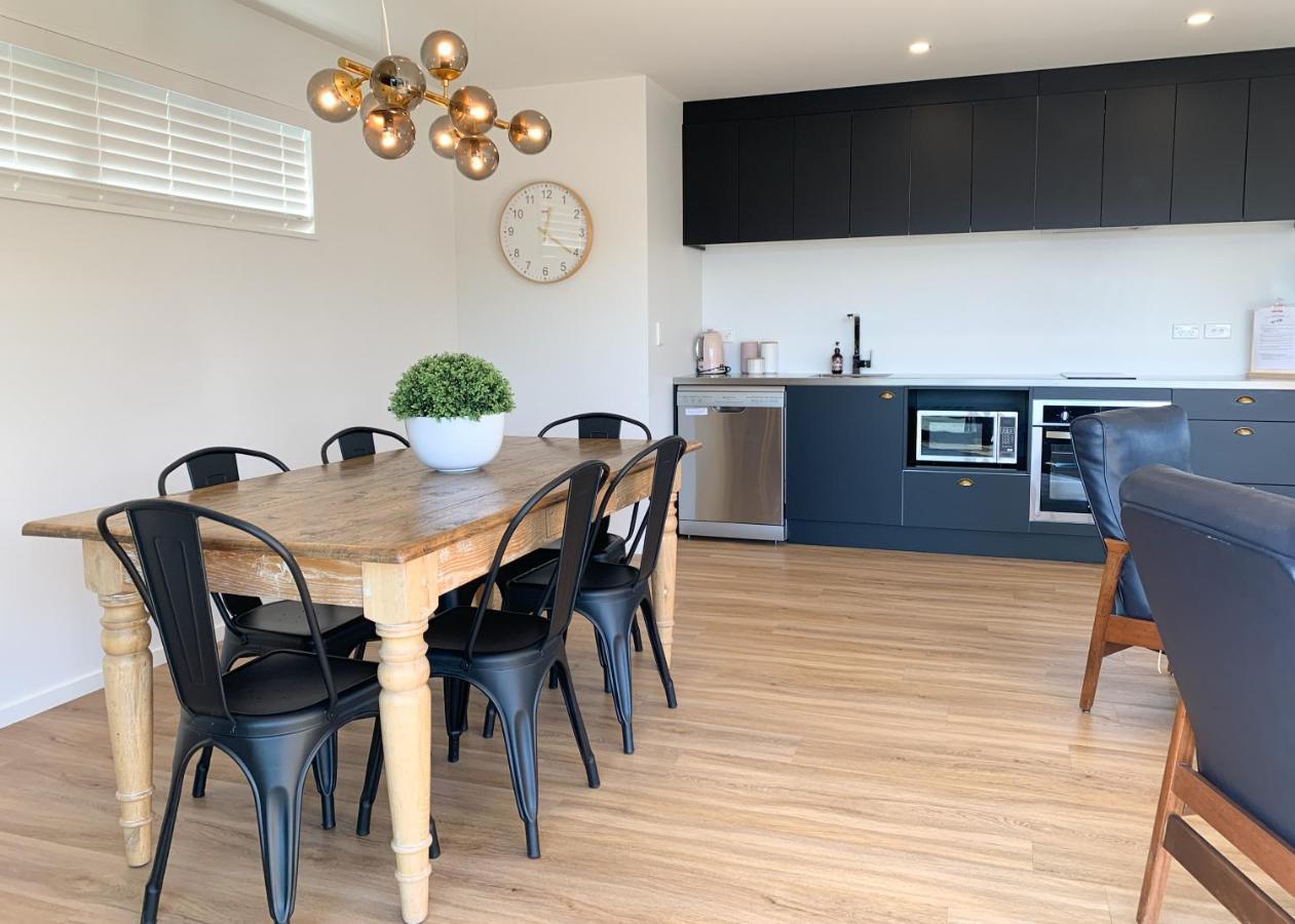Villa 3 - Sunny Brand New House à Wanaka Extérieur photo