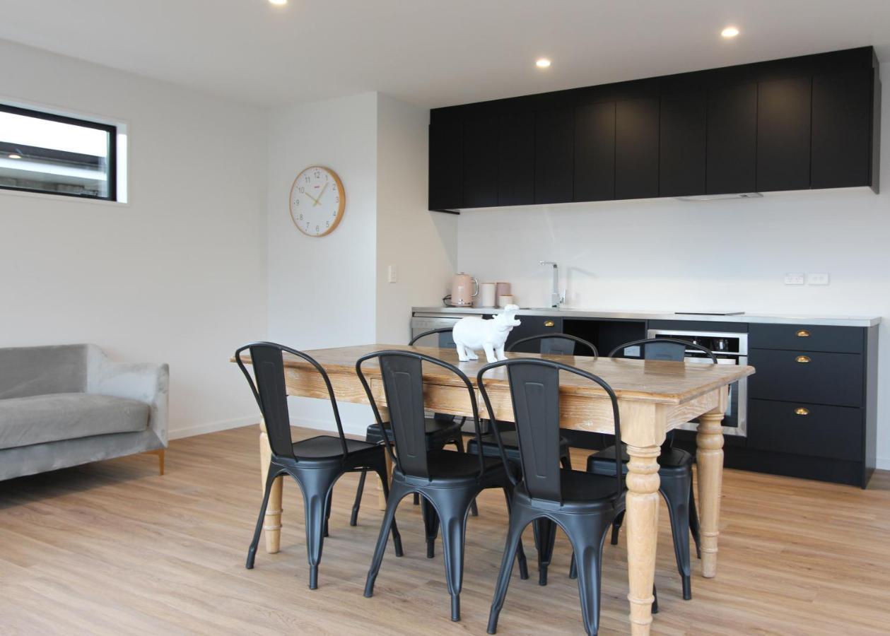 Villa 3 - Sunny Brand New House à Wanaka Extérieur photo